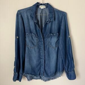 Cloth & Stone Anthropologie Chambray Split Back Raw Hem Shirt Roll Tab Size M